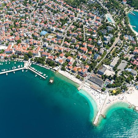 Apartments And Rooms With Parking Space Selce, Crikvenica - 2362 エクステリア 写真