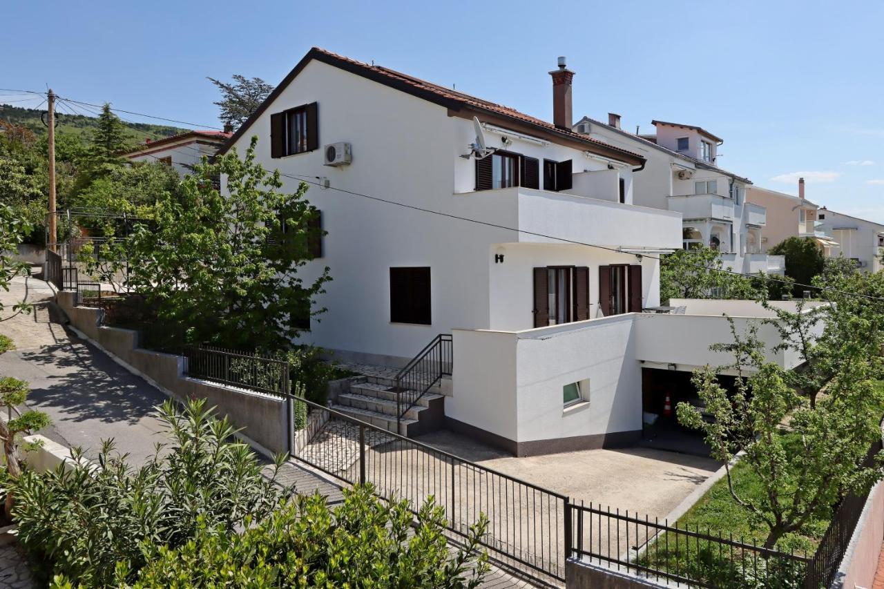 Apartments And Rooms With Parking Space Selce, Crikvenica - 2362 エクステリア 写真