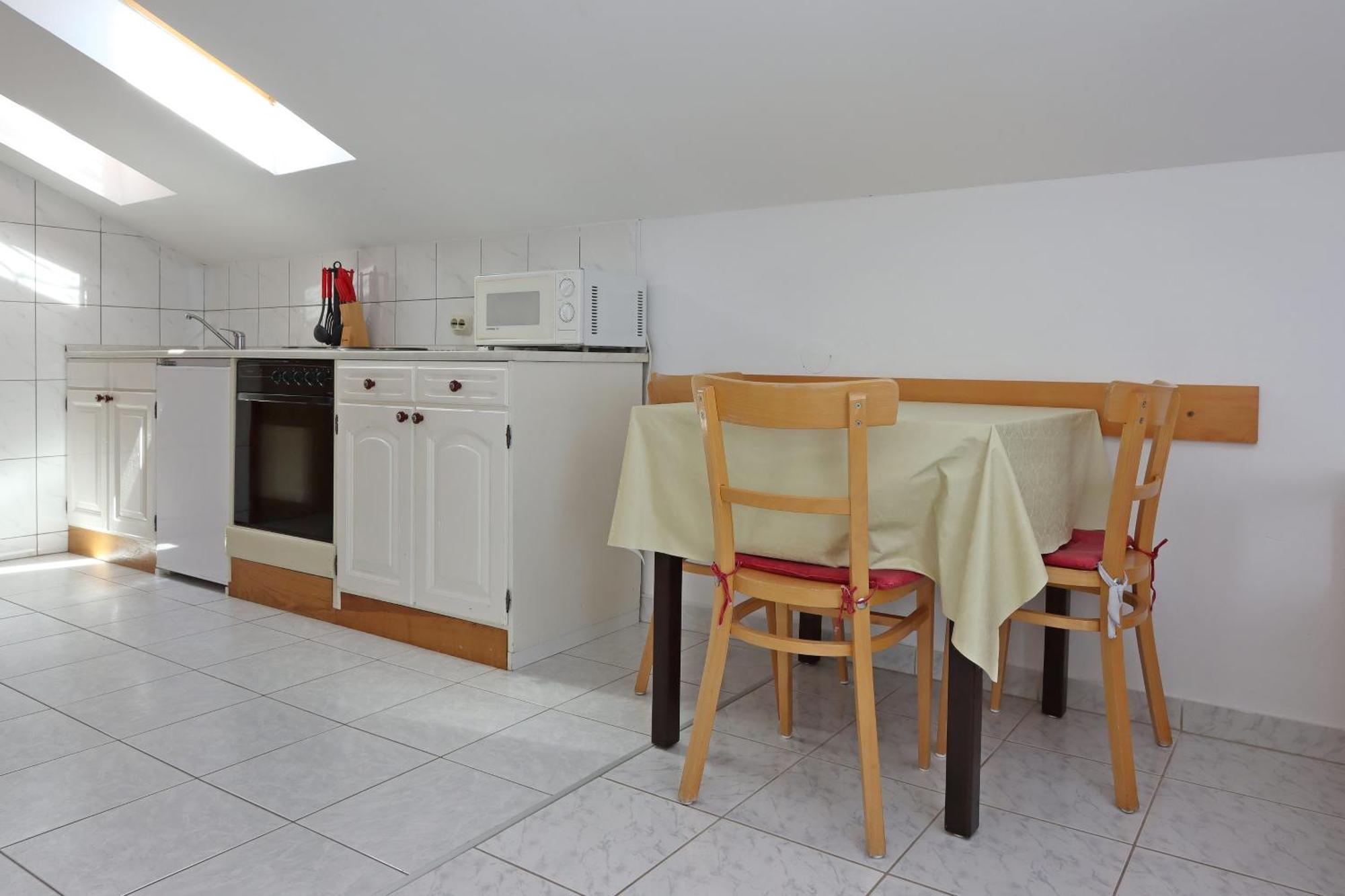 Apartments And Rooms With Parking Space Selce, Crikvenica - 2362 部屋 写真